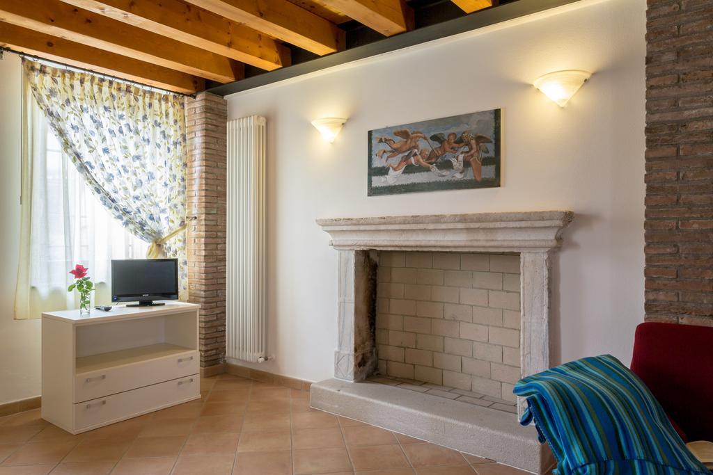 Agriturismo Al Tralcio فاليجيو سول مينشيو المظهر الخارجي الصورة
